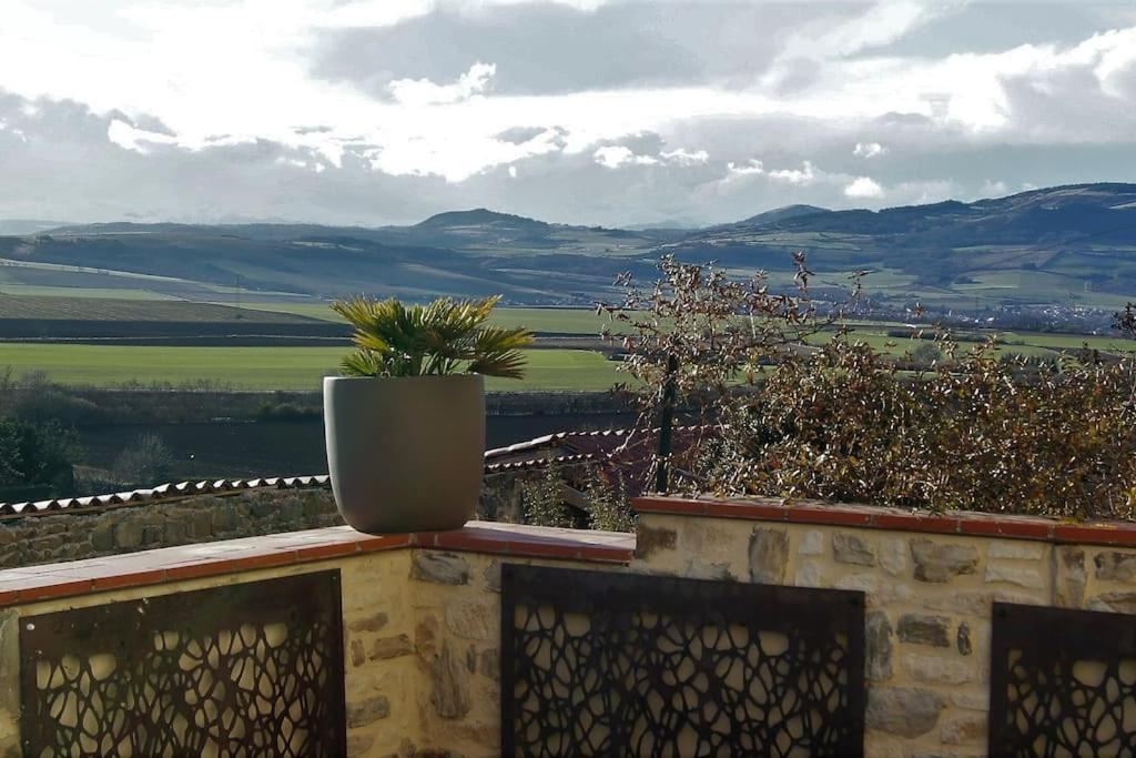Les Pierres Blondes Apartment Montpeyroux  Exterior photo